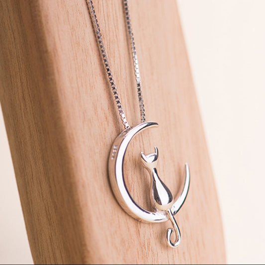 Fashion Cute Animal Cat Moon Pendant Necklace