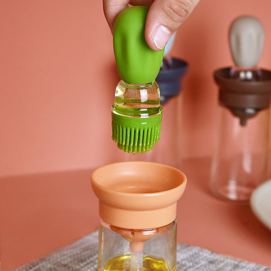 Kitchen silicone oil bottle oil pot brush household baking quantitative oil