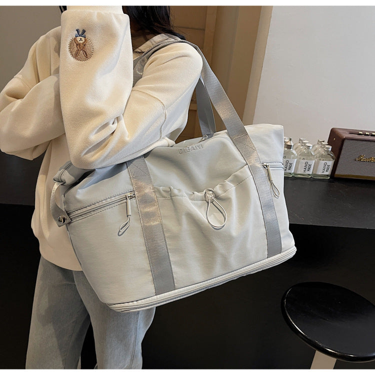 New style leisure trend sports bag